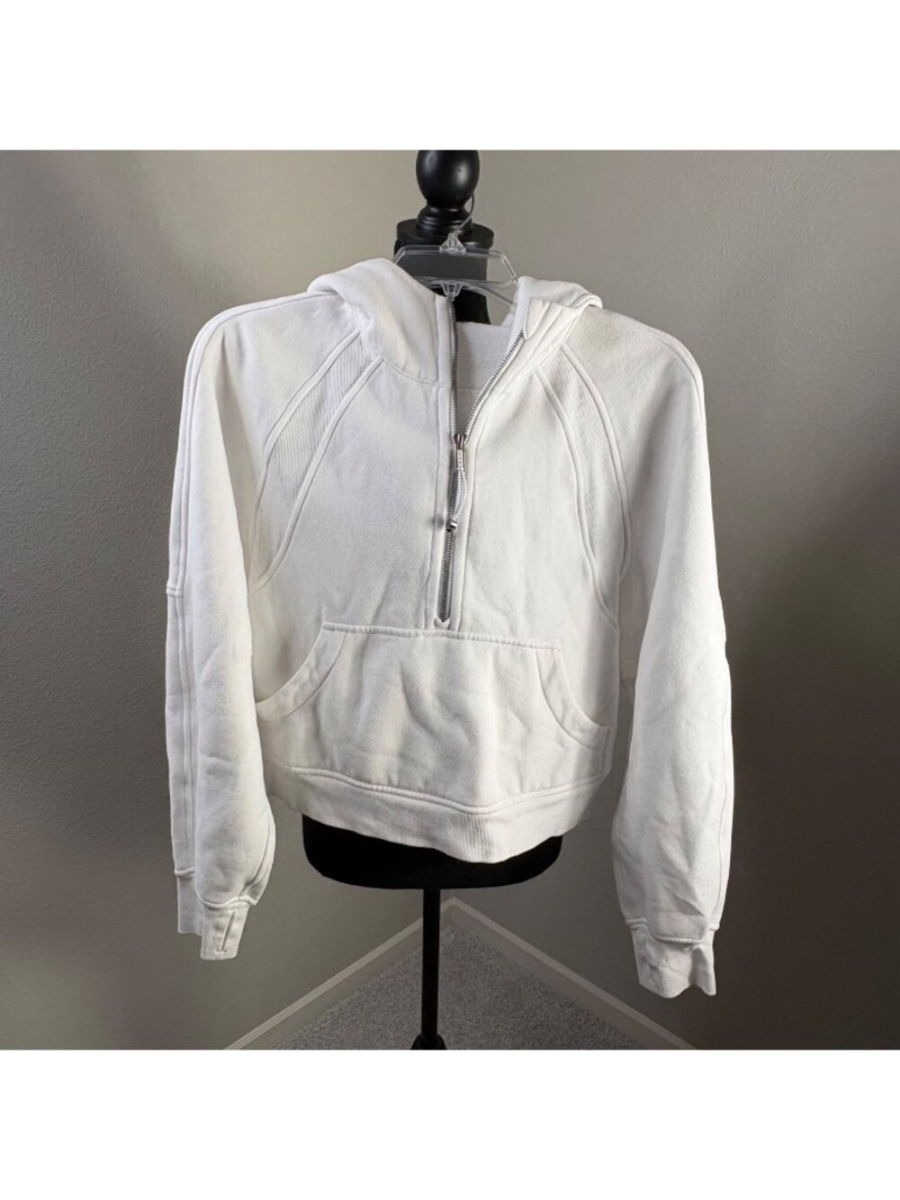 Lululemon Scuba Hoodie Womens XS S White lw3dm4s Workout Oversized